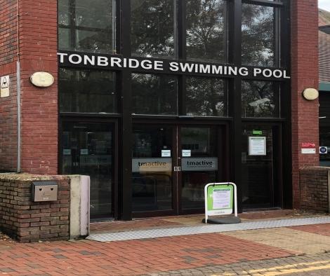Tonbridge Swimming Pool front view