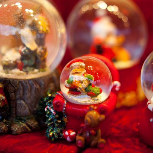Santa snow glob